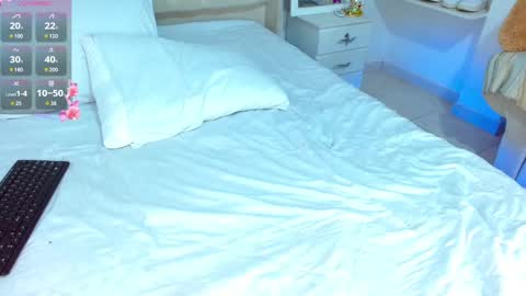 Snapshot of sabri_ross10 chatting on December 4, 4:21 am sabrina online show from December 4, 4:21 am