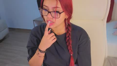 Snapshot of sabriin_miller_ chatting on October 9, 12:14 pm sabriin_miller_ online show from October 9, 12:14 pm