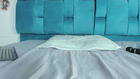 Sabrina  online show from March 21, 7:06 pm