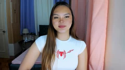 sabrina_hilson online show from March 19, 3:16 pm