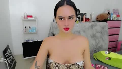 Sabrina online show from March 22, 3:48 pm