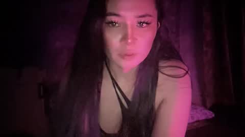Snapshot of sabrina_miller4 chatting on January 9, 3:09 am Sabrina Miller not into cheap online show from January 9, 3:09 am