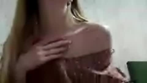 Snapshot of sabrinahandlin chatting on May 13, 7:33 pm Sabrina online show from May 13, 7:33 pm