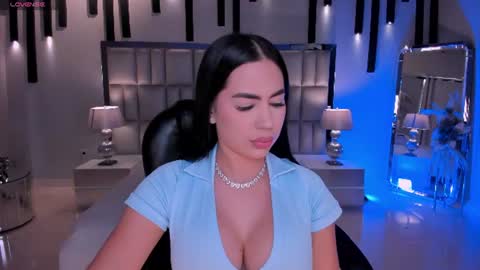 Snapshot of sabrinamontclair chatting on July 20, 8:11 pm Sabrina M online show from July 20, 8:11 pm