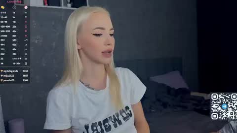 Snapshot of sabrinkaa chatting on July 5, 2:35 pm Sabi Ryder new acc online show from July 5, 2:35 pm