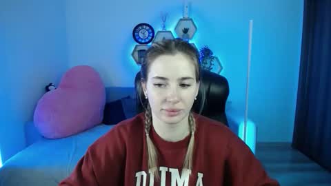 Sabrina Violet online show from January 13, 9:03 am