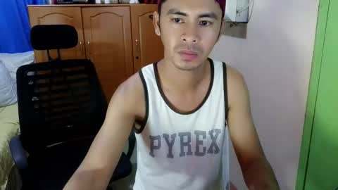 Snapshot of sachu01 chatting on June 7, 8:56 pm Sachu01 online show from June 7, 8:56 pm