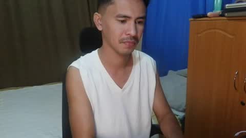 Snapshot of sachu01 chatting on July 24, 10:52 pm Sachu01 online show from July 24, 10:52 pm