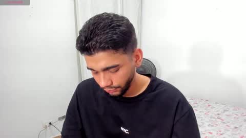 Snapshot of sack_rojas chatting on March 3, 5:42 am Sack online show from March 3, 5:42 am