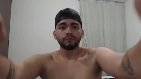 Snapshot of sack_rojas chatting on October 20, 1:17 am Sack online show from October 20, 1:17 am