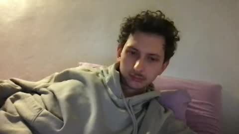 Snapshot of sadcockxxx chatting on December 28, 11:05 pm sadcockxxx online show from December 28, 11:05 pm