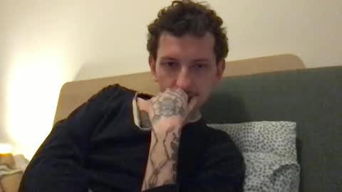 Snapshot of sadcockxxx chatting on March 9, 8:42 pm sadcockxxx online show from March 9, 8:42 pm