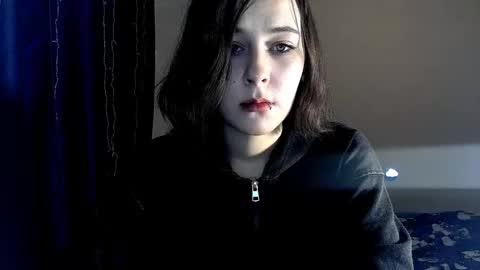 Snapshot of sademoface chatting on January 19, 1:10 am pluto online show from January 19, 1:10 am