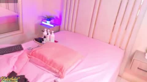 Mara online show from June 14, 4:03 am