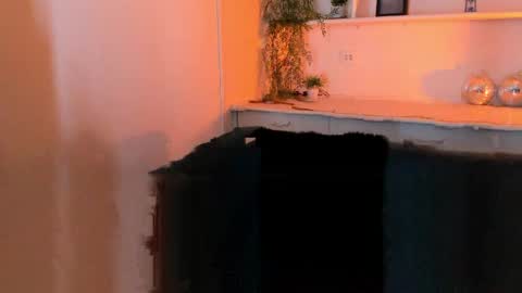 Cami online show from April 21, 9:28 pm