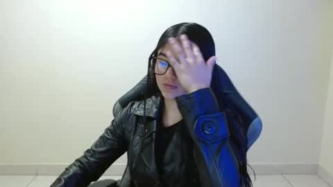 Snapshot of sahaliefox_ chatting on June 17, 11:45 am Sahaliefox online show from June 17, 11:45 am