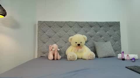 Snapshot of sahmanta_rose chatting on February 26, 3:49 am S A H M A N T A R O S E online show from February 26, 3:49 am