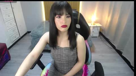 Snapshot of sailor_moon07 chatting on February 4, 3:01 am sailor online show from February 4, 3:01 am