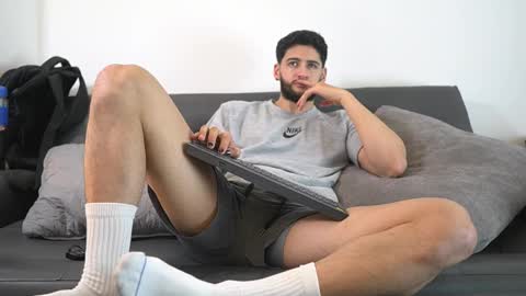 saimon  online show from February 5, 2:00 pm