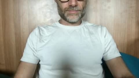 Snapshot of saint009 chatting on July 10, 1:03 pm saint009 online show from July 10, 1:03 pm