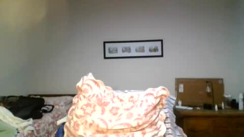 Snapshot of saint_nott chatting on July 1, 12:23 am saint_nott online show from July 1, 12:23 am