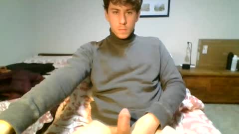 Snapshot of saint_nott chatting on July 8, 5:17 pm saint_nott online show from July 8, 5:17 pm