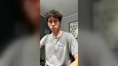 Snapshot of saint_nott chatting on July 10, 4:20 pm saint_nott online show from July 10, 4:20 pm