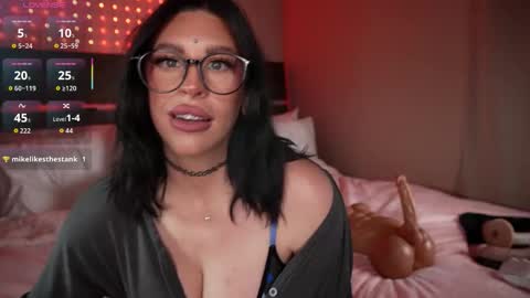 saintjade online show from February 10, 4:38 am