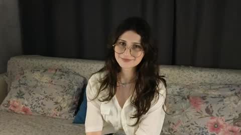 saintmental online show from April 25, 5:21 pm