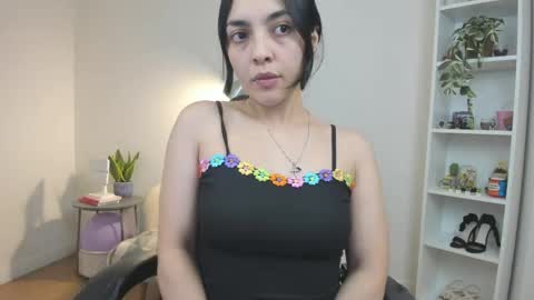 Snapshot of sakura_harper chatting on April 27, 9:51 am Sakura Harper online show from April 27, 9:51 am