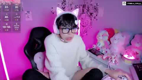 Kitty     online show from June 22, 6:32 am