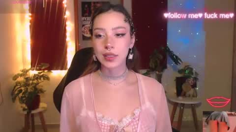 Snapshot of sakuraa_beauty chatting on June 26, 3:22 am Sakura online show from June 26, 3:22 am