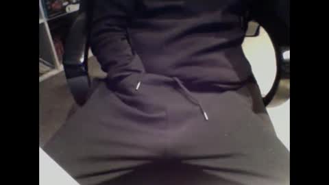 Snapshot of salamandertime chatting on February 6, 8:23 pm Matt online show from February 6, 8:23 pm