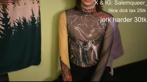 Snapshot of salemqueer_ chatting on November 13, 3:27 am Sam online show from November 13, 3:27 am