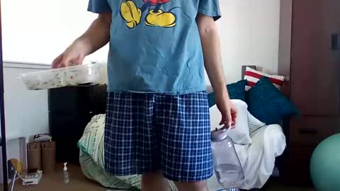 salis1981 online show from March 11, 9:26 pm