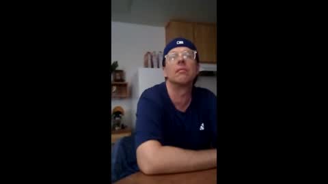 salis1981 online show from May 16, 8:07 pm