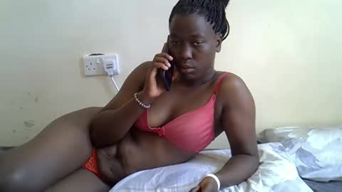 Snapshot of sallie_ chatting on May 4, 10:00 am naomi online show from May 4, 10:00 am