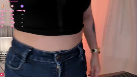 Silvia online show from February 18, 12:34 pm