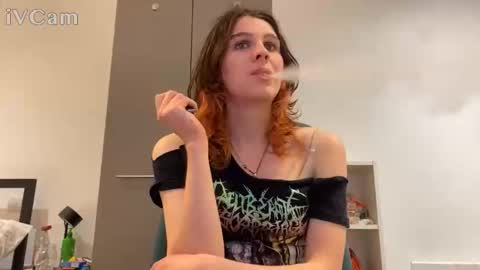 Sally Vae online show from April 2, 8:39 pm