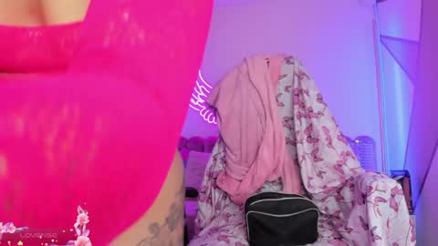Snapshot of sallybrown_ chatting on April 2, 12:36 pm miss Sally online every night from 1am to 8am Colombia time online show from April 2, 12:36 pm