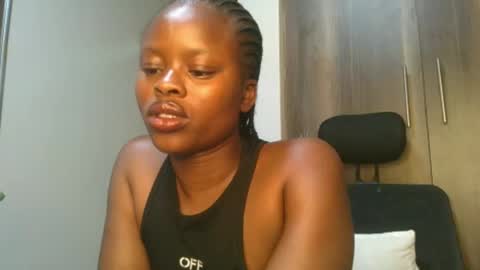 Snapshot of sallysasha254 chatting on December 12, 8:21 pm sallysasha254 online show from December 12, 8:21 pm