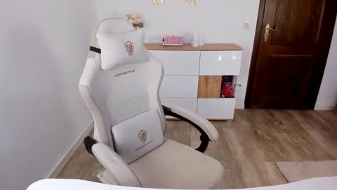 SallySecret online show from March 23, 11:14 am