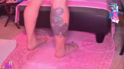 SissySally online show from July 4, 11:38 am