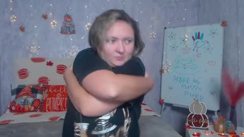 Sally online show from November 26, 8:54 pm