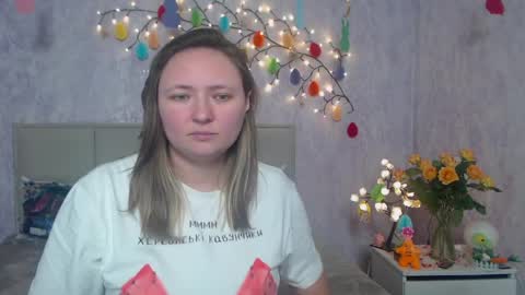 Sally online show from April 6, 6:42 pm