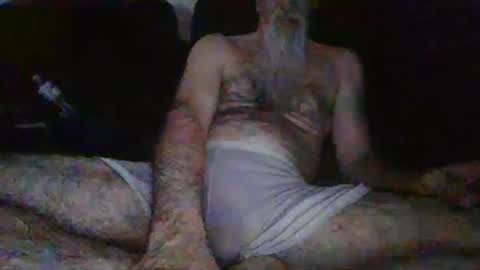 Snapshot of salmongino69 chatting on January 18, 1:19 am GINO online show from January 18, 1:19 am