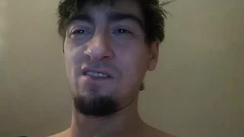 Snapshot of salmonman1305 chatting on December 19, 12:17 am salmonman1305 online show from December 19, 12:17 am