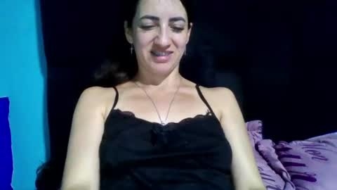Snapshot of salo_heavenn chatting on July 23, 2:20 am salome online show from July 23, 2:20 am