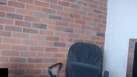 Snapshot of salome__hills chatting on February 11, 1:31 am online show from February 11, 1:31 am