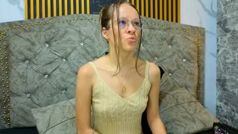 salome_cruxx online show from April 7, 11:43 am